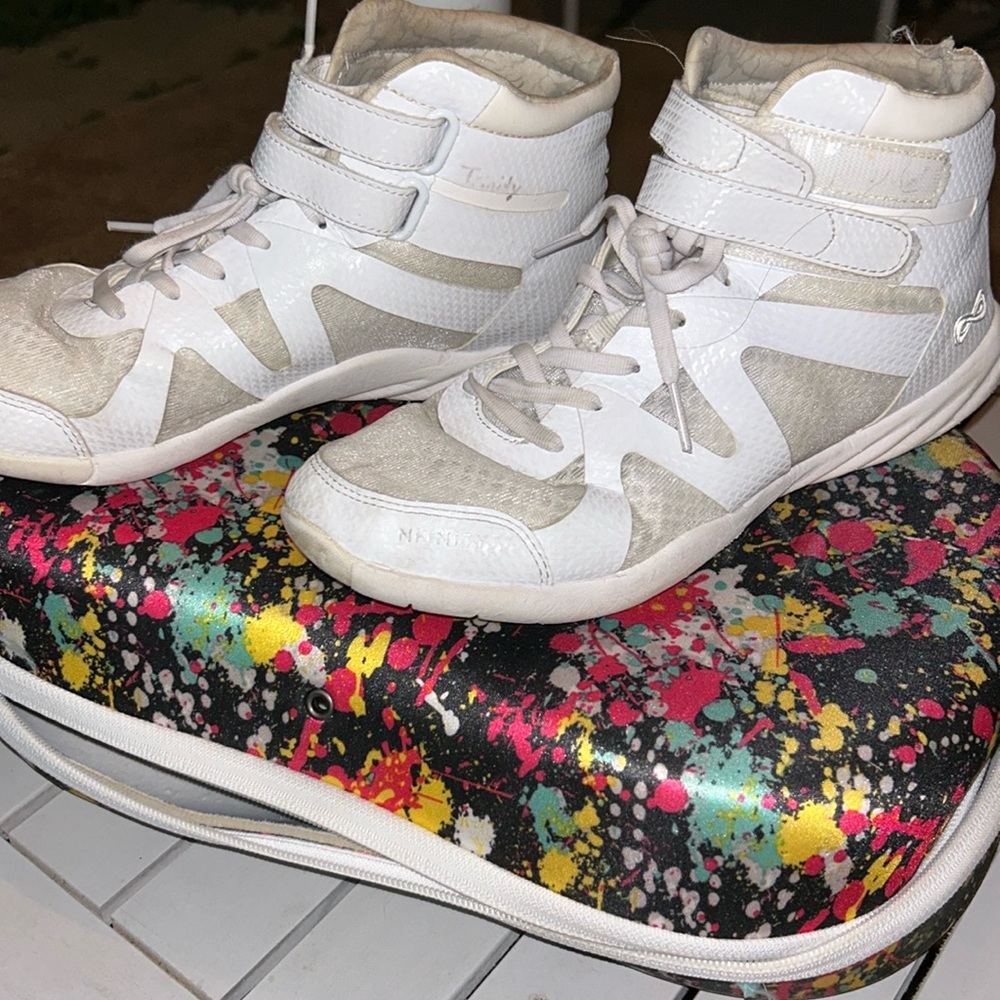 Titan NFinity Cheer Shoes